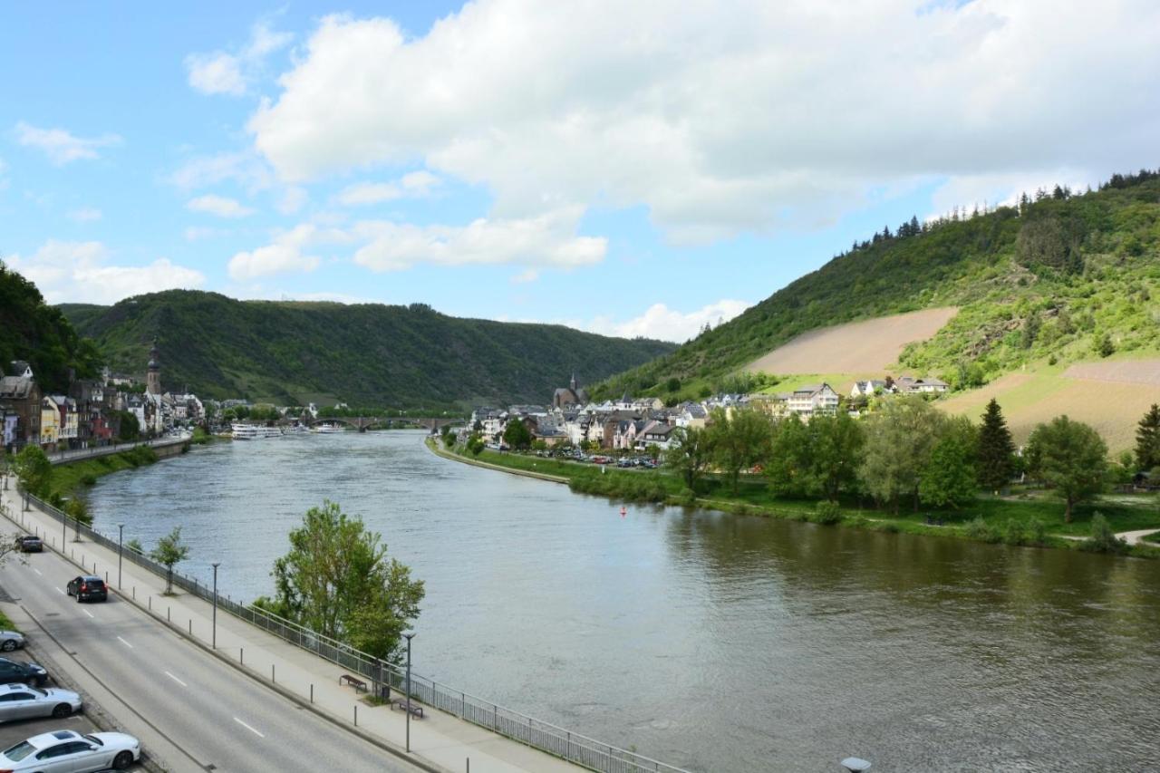 Ferienwohnung Traumzeit Кохем Экстерьер фото
